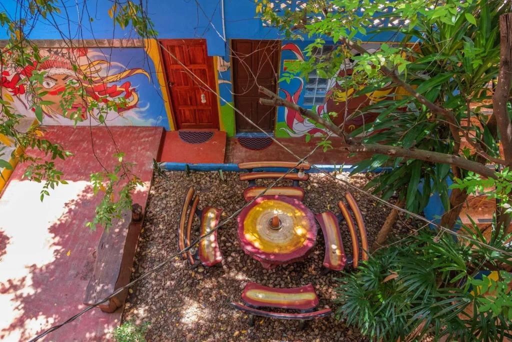 Happy House Backpackers Ostello Pai Esterno foto